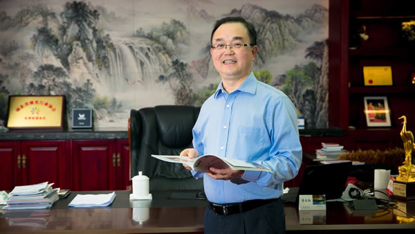 追光者∣光谷：三十而立長(zhǎng)歌當(dāng)行，群星閃耀為夢(mèng)想前行！